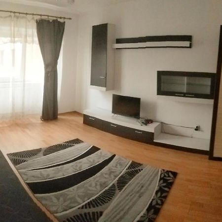 Alpha Apartment Iasi Exteriör bild