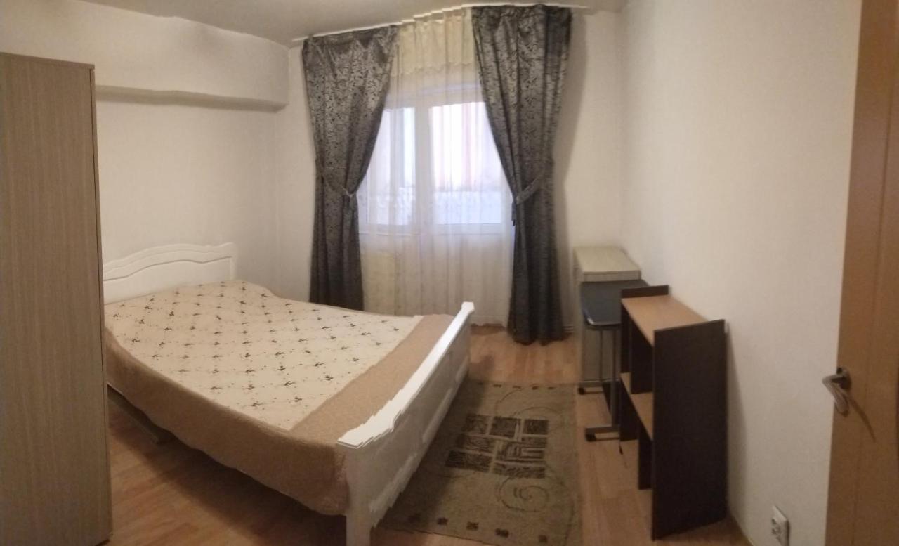 Alpha Apartment Iasi Exteriör bild