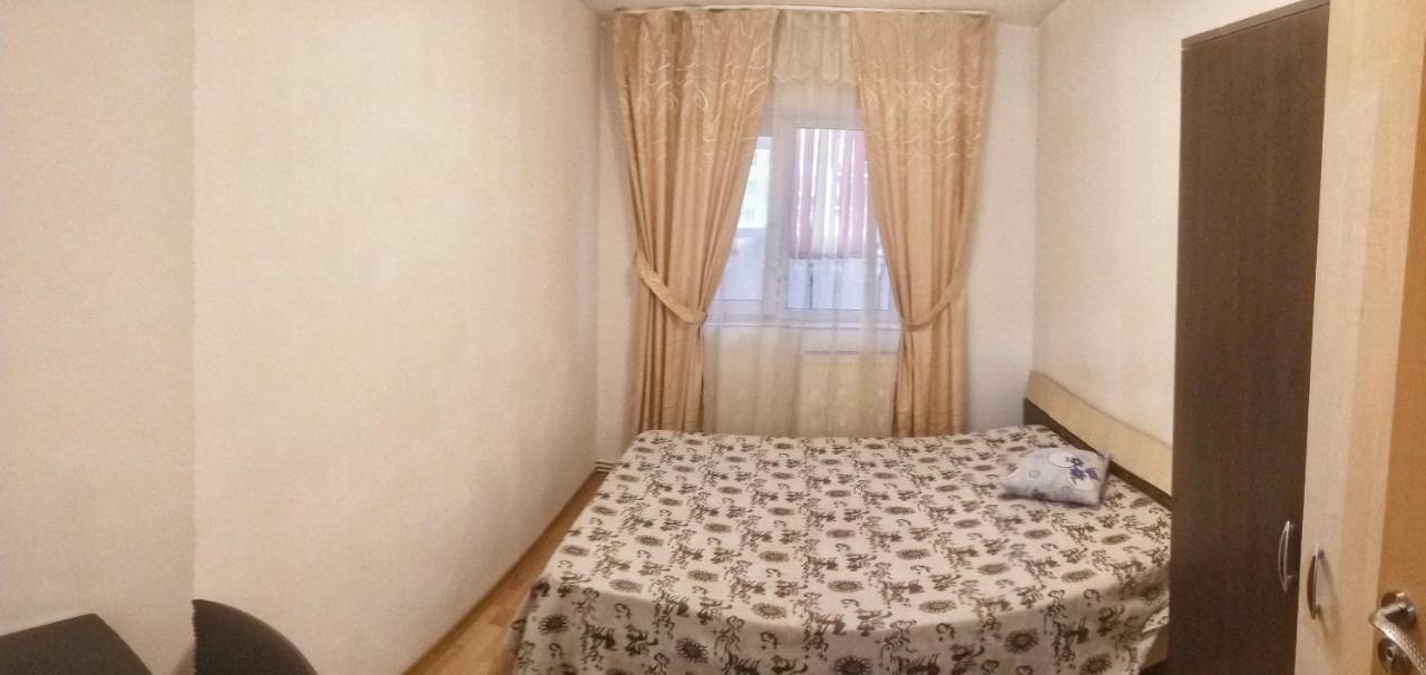 Alpha Apartment Iasi Exteriör bild